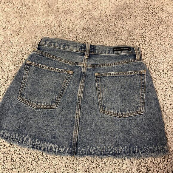 UMGEE Women’s Sz 27 Mini Skirt Jean Medium Denim Raw Hem Distressed Button Fly - Picture 13 of 13